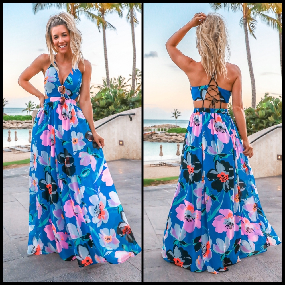 EUC Blogger Favorite Express Strappy Lace Up Cut Out Maxi Dress in Blue Floral